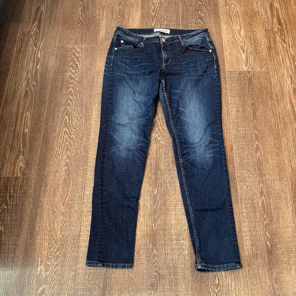Maurices Skinny Jeans – Size 30x29 - Picture 4 of 15